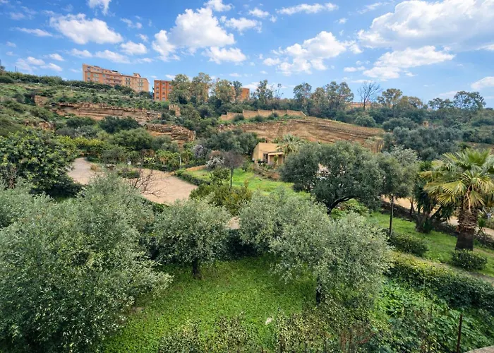 Efebo Aeterna - With Garden View Gasthof 3*