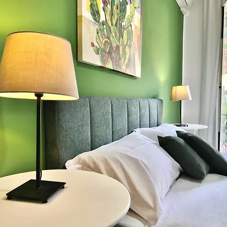 Efebo Aeterna - With Garden View Guest house